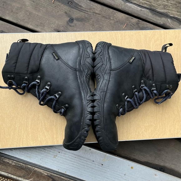 Keen Wm’s Greta Waterproof Black Insulated Lace Up Hiking Boots Sz 8US/38.5 EU - Picture 12 of 16